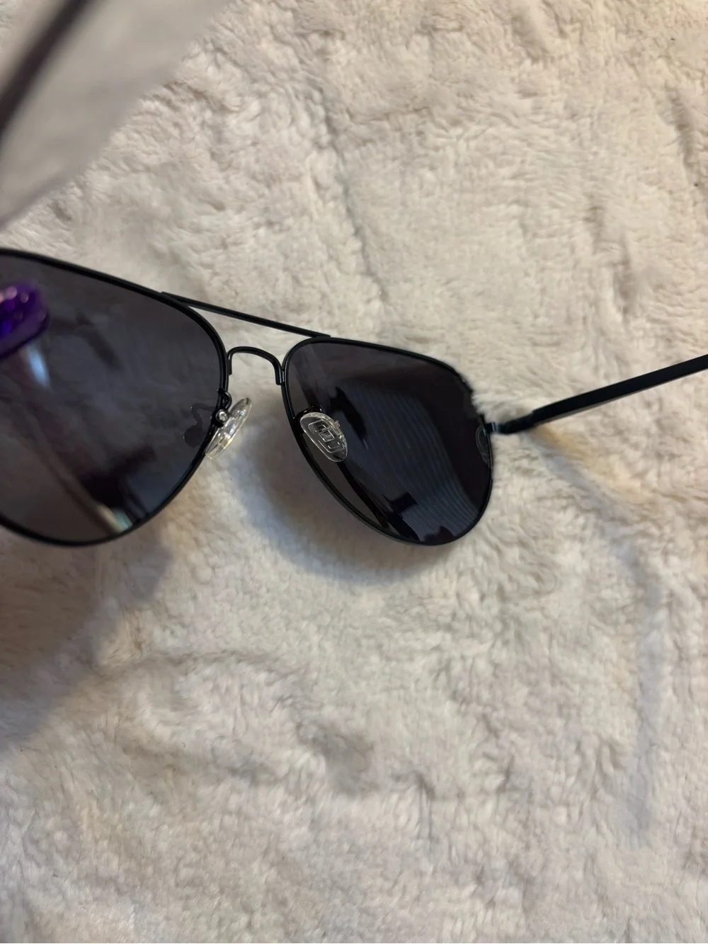 NEW Classic Aviator Sunglasses in Black with Smoke Lenses NWOT
